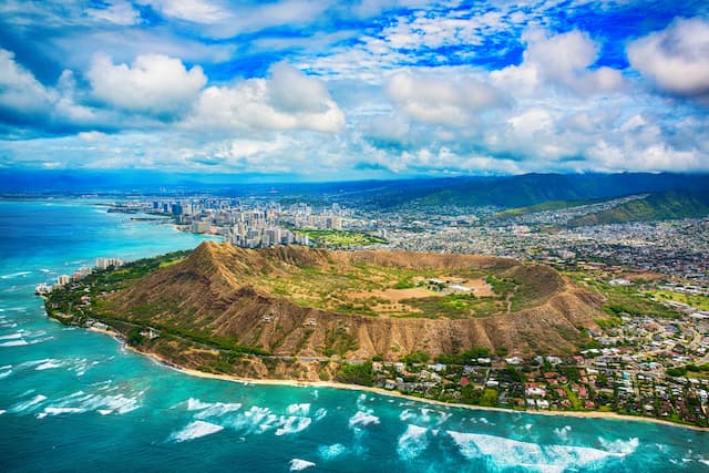 A wide shot of Diamond Head Crater